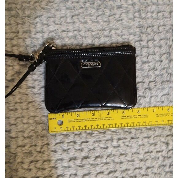 Coach Patent Leather Wristlet Black Y2k - Picture 9 of 9